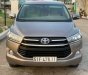 Toyota Innova 2017 - Cần bán lại xe Toyota Innova 2.0E sản xuất năm 2017, màu xám