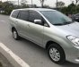 Toyota Innova 2011 - Bán ô tô Toyota Innova 2.0V sản xuất 2011, màu bạc số tự động