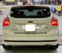 Ford Focus 2015 - Cần bán gấp Ford Focus 2.0L năm sản xuất 2015, màu trắng, nhập khẩu