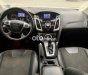 Ford Focus 2015 - Cần bán gấp Ford Focus 2.0L năm sản xuất 2015, màu trắng, nhập khẩu