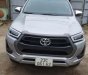 Toyota Hilux 2020 - Cần bán lại xe Toyota Hilux 2.4E AT sản xuất năm 2020, màu bạc, nhập khẩu