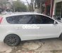 Hyundai i30 2011 - Bán Hyundai i30 sản xuất 2011, màu trắng xe gia đình, 300 triệu