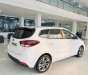 Kia Rondo 2022 - Xe màu trắng