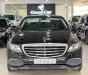Mercedes-Benz E200 2019 - Màu đen, nhập khẩu