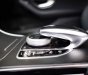 Mercedes-Benz C200 2019 - Màu đỏ