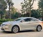 Hyundai Sonata 2011 - Màu bạc giá ưu đãi