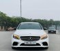 Mercedes-Benz C300 2019 - Xe màu trắng