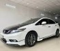 Honda Civic 2015 - Màu trắng, số tự động