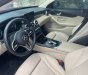 Mercedes-Benz C200 2019 - Màu đỏ