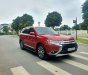 Mitsubishi Outlander 2019 - Màu đỏ, giá chỉ 703 triệu