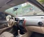 Nissan Grand livina 2012 - Xe màu bạc