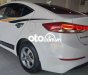 Hyundai Elantra 2017 - Màu trắng, số sàn