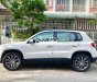 Volkswagen Tiguan 2010 - Màu trắng, nhập khẩu nguyên chiếc giá cạnh tranh