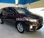 Kia Sedona 2018 - Màu đỏ số tự động