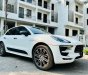 Porsche Macan 2017 - Cần bán xe màu trắng, nội thất đỏ