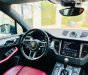 Porsche Macan 2017 - Cần bán xe màu trắng, nội thất đỏ