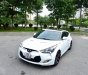 Hyundai Veloster 2012 - Xe màu trắng, nội thất đen