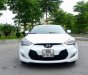 Hyundai Veloster 2012 - Xe màu trắng, nội thất đen