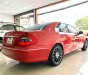 Mercedes-Benz E200 2009 - Màu đỏ, xe nhập, giá cực tốt