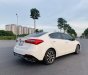 Kia K3 2009 - Xe màu trắng