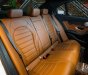 Mercedes-Benz C300 2021 - Trắng, nội thất nâu