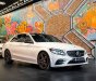 Mercedes-Benz C300 2021 - Trắng, nội thất nâu