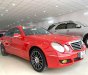 Mercedes-Benz E200 2009 - Màu đỏ, xe nhập, giá cực tốt