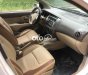 Nissan Livina 2011 - Màu trắng