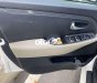 Kia Rondo 2017 - Màu trắng, nhập khẩu nguyên chiếc