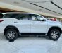 Toyota Fortuner 2022 - Sẵn xe giao ngay + Giảm 10tr tiền mặt + Bộ quà tặng chính hãng