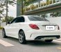 Mercedes-Benz 2016 - Xe màu trắng