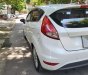 Ford Fiesta 2015 - Xe màu trắng