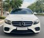 Mercedes-Benz E300 2016 - Màu trắng, xe cực đẹp, giá tốt