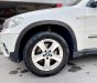 BMW X5 2011 - Cần bán xe màu trắng nội thất kem