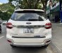 Ford Everest 2020 - Xe màu trắng