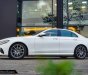 Mercedes-Benz E300 2022 - Màu trắng nhẹ nhàng lướt phố, click ngay để nhận ưu đãi khủng