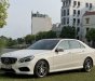 Mercedes-Benz E400 2013 - Màu trắng, nội thất kem