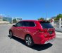 Mitsubishi Outlander 2022 - Xe màu đỏ
