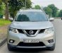 Nissan X trail 2016 - Premium màu bạc , xe nguyên bản, mua xe trong tháng tặng ngay 1 năm chăm sóc, rửa xe miễn phí