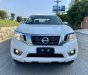 Nissan Navara 2016 - Số tự động 1 cầu màu trắng cực kỳ đẹp
