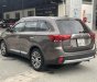 Mitsubishi Outlander 2018 - Xe màu xám