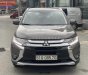 Mitsubishi Outlander 2018 - Xe màu xám