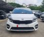 Kia Rondo 2017 - Cần bán xe ít sử dụng, giá tốt 480tr + tặng gói chăm sóc xe miễn phí 1 năm