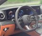 Mercedes-Benz E300 2022 - Màu trắng, nội thất nâu