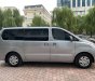 Hyundai Grand Starex 2015 - Màu bạc giá hữu nghị