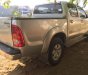 Toyota Hilux 2010 - xe màu bạc, 325tr