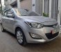 Hyundai i20 2013 - Xe màu bạc xe gia đình