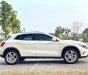 Mercedes-Benz GLA 200 2016 - Cần bán gấp Mercedes GLA 200 2017 siêu lướt, giá rẻ