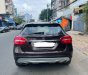 Mercedes-Benz GLA 200 2016 - Cần bán gấp xe Mercedes-Benz GLA 200 năm 2016, màu nâu, xe cực đẹp ít chạy mới 99%