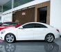 Mercedes-Benz CLA 200 2015 - Cần bán xe còn mới giá 799tr